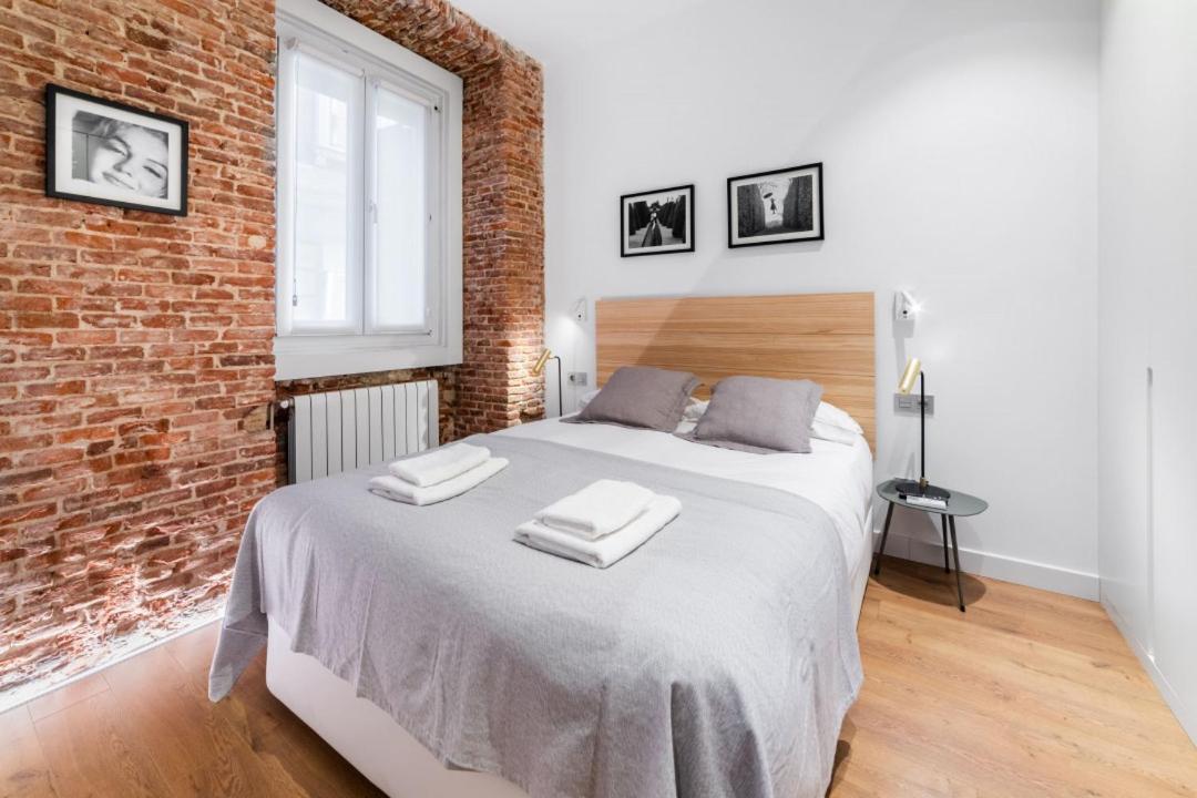 2 Bedrooms 1 Bathroom Furnished - Centro - Equipped & Stylish - Minty Stay マドリード エクステリア 写真